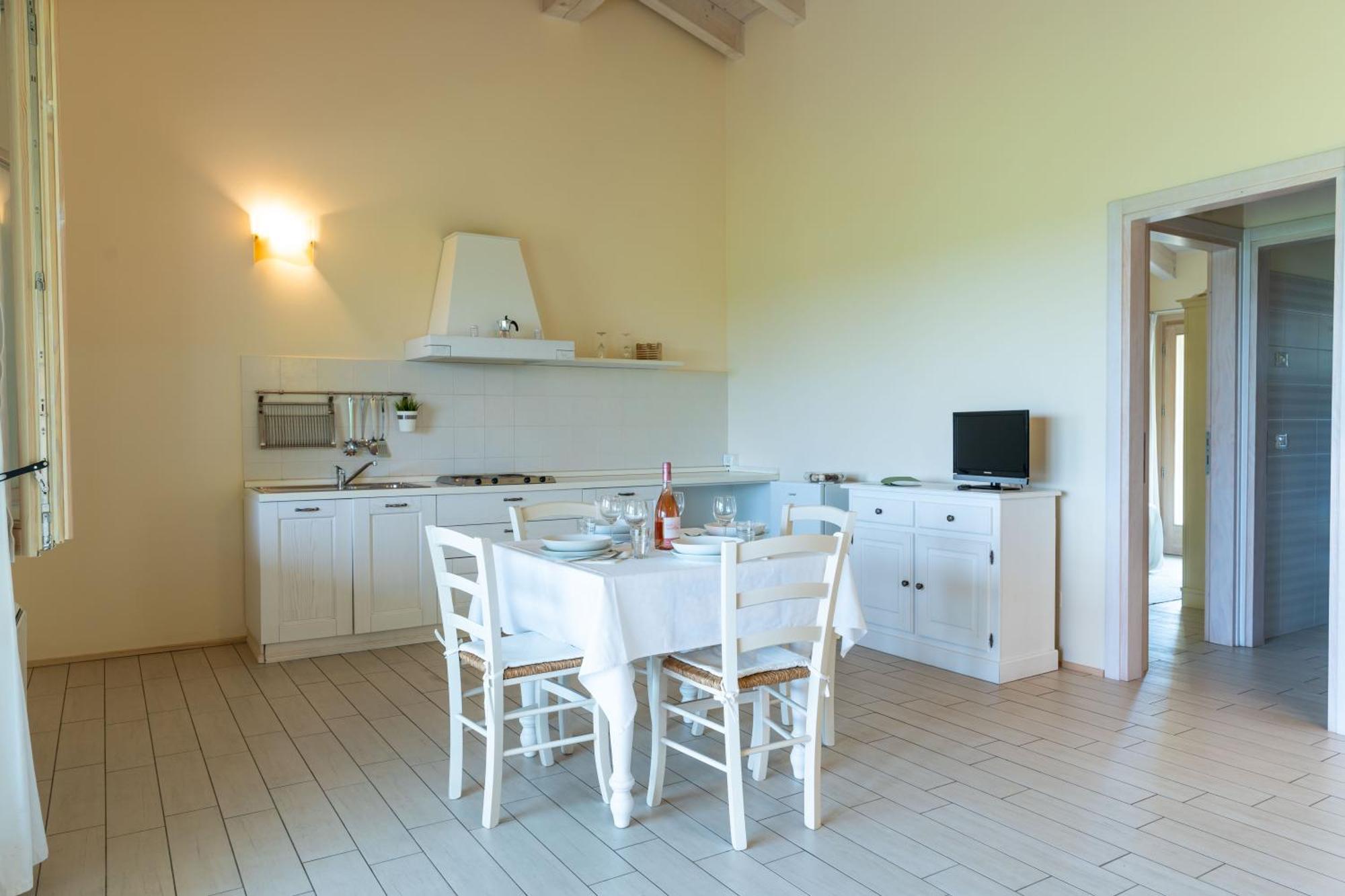 Agriturismo Colle Dei Pivi 폰티술민치오 외부 사진