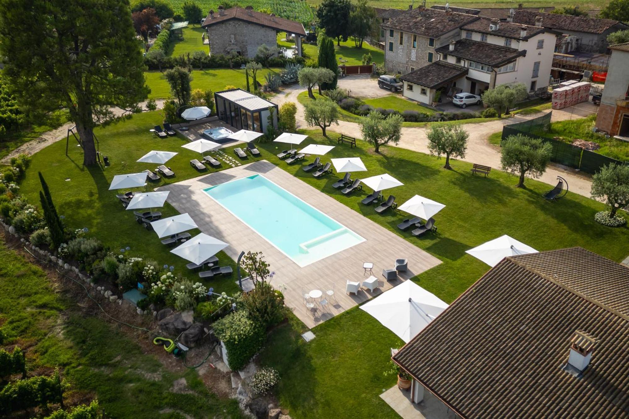 Agriturismo Colle Dei Pivi 폰티술민치오 외부 사진