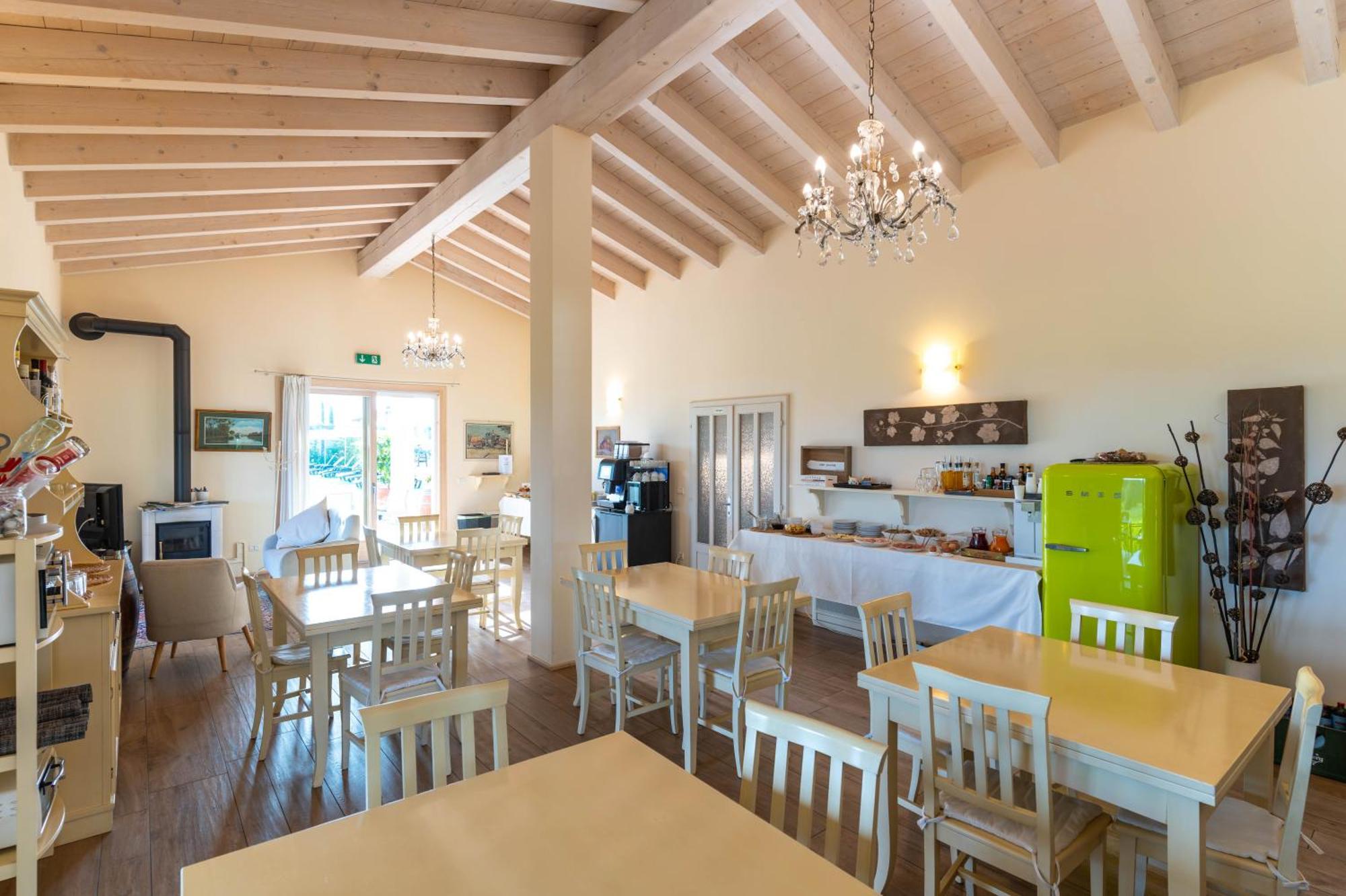 Agriturismo Colle Dei Pivi 폰티술민치오 외부 사진