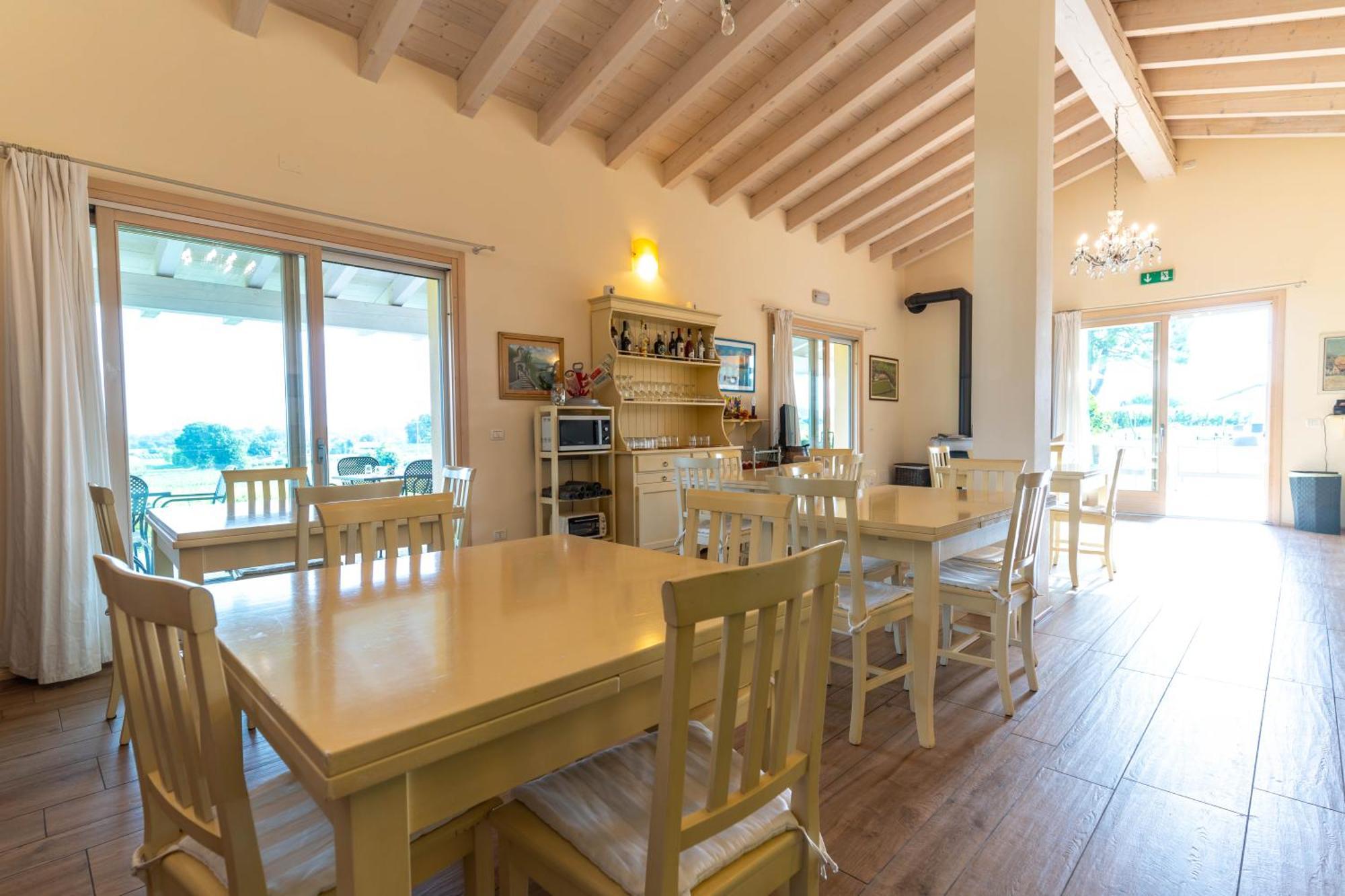 Agriturismo Colle Dei Pivi 폰티술민치오 외부 사진