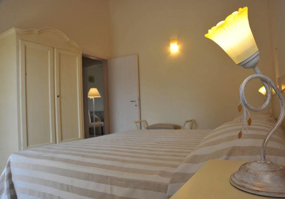 Agriturismo Colle Dei Pivi 폰티술민치오 외부 사진